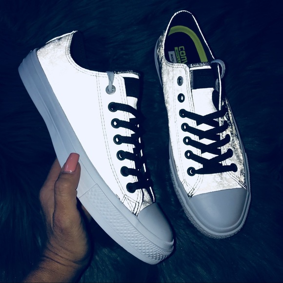 light up converse shoes